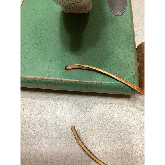 Henn Workshops Handcrafted 19th In The Toys Series "Puff" 2001 Wooden Rabbit Toy - Picture 13 of 14